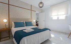 Apartamentos La Brujula By Cadizrentals